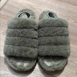Women’s UGG Fuzzy Slippers